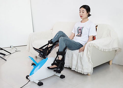 ���Lƫ�c���͙C